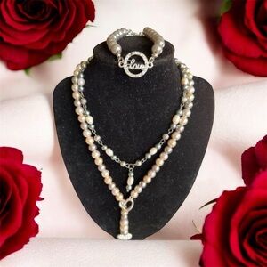 Vintage Elegant Pearl Necklace and Bracelet Set